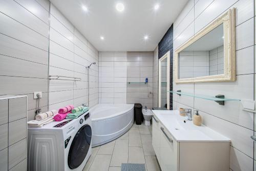 Flexible SelfCheckIns 203 - Zagreb - 2 Bedrooms - Loggia