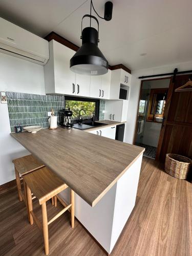 Kuchyň nebo kuchyňský kout v ubytování Sol On Loten