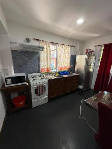 Η κουζίνα ή μικρή κουζίνα στο Romedeptos I