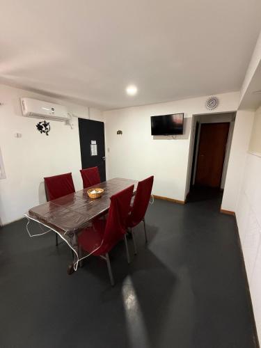 Μια τηλεόραση ή/και κέντρο ψυχαγωγίας στο Romedeptos I