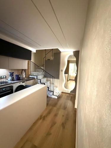 Beautiful duplex apartment in center Barcelona