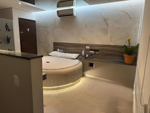 Ένα μπάνιο στο ViaSul Motel