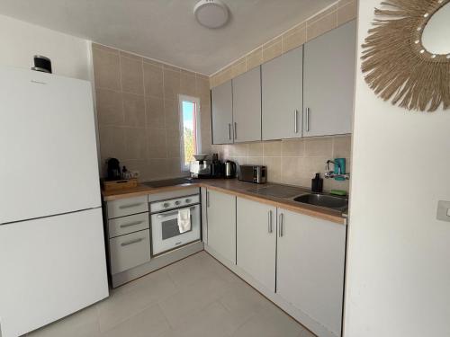 Cucina o angolo cottura di Minerva 518- Garden View