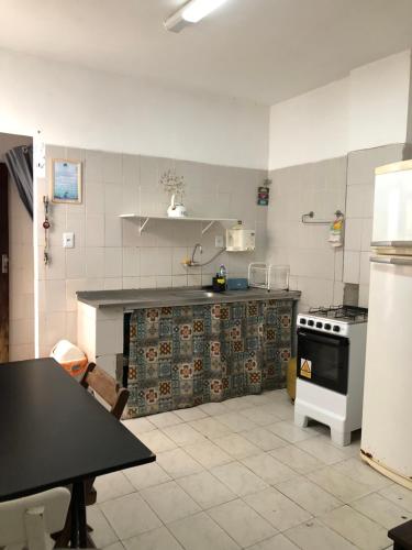 Köök või kööginurk majutusasutuses Maréia Hostel