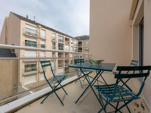 Appartement 1 chambre, balcon et accès direct à la plage