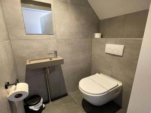 Ένα μπάνιο στο Cozy Voerendaal Getaway for 4