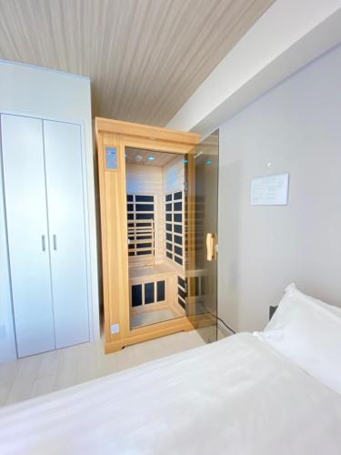 R SQUARE Nipponbashi Room No 403