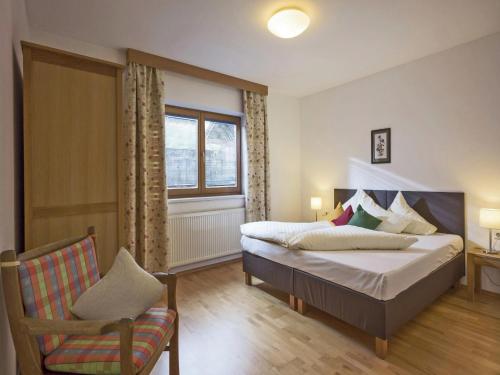 Giường trong phòng chung tại Apartment in Kaltenbach near Ski Lifts