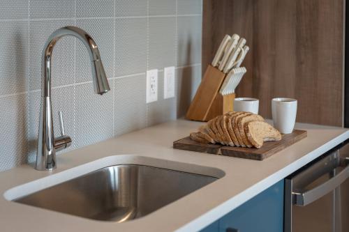 Фотография из галереи Hyatus Designer Residences Somerville в городе Сомервилл