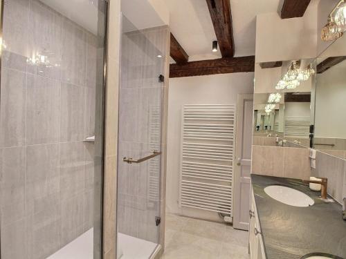 Colmar : Appartement 6 pers, charme et modernité, centre-ville, parking inclus