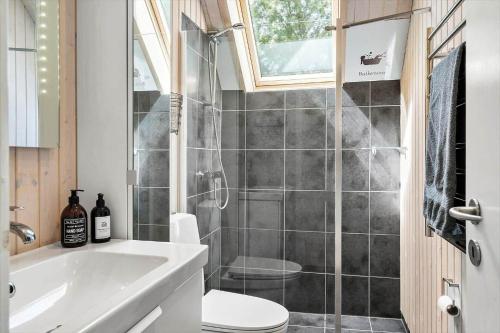 Et badeværelse på LF11122-Struer-Plantagevej-22