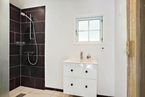 Ένα μπάνιο στο LF391-Vestervig-Gunhildsvej-1