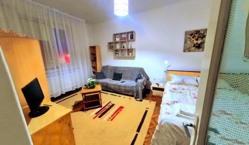 Μια τηλεόραση ή/και κέντρο ψυχαγωγίας στο La Luca