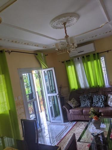 Imagen de la galería de Endjilo luxueuse Home, en Kribi