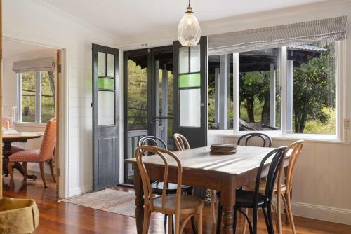 Galería fotográfica de Walli Creek Cottage And Guest House en Booloumba