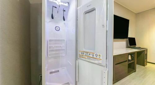 Et badeværelse på Gunsan The City Hotel