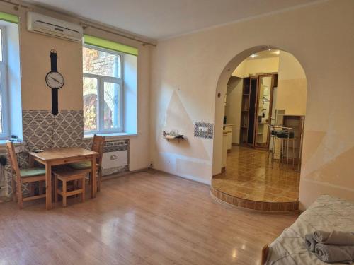 Ένα μπάνιο στο Apartment at Malaya Zhytomyrska 5