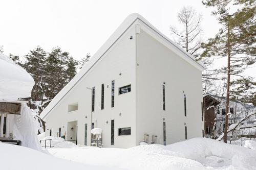 山の桜 Premium Ski Chalet in Hakuba