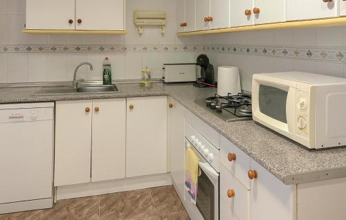 Awesome Apartment In Torrevieja With Wifi