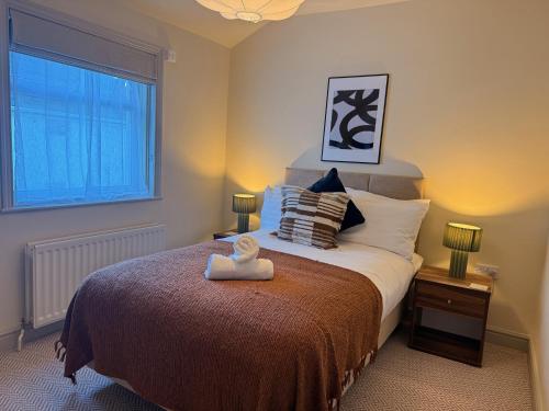 En eller flere senge i et værelse på The Meridian