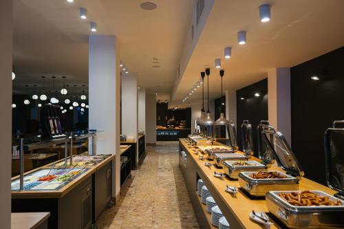 Jídlo v hotelu nebo okolí