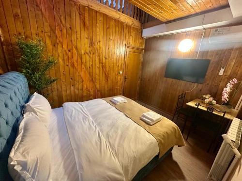 Μια τηλεόραση ή/και κέντρο ψυχαγωγίας στο Airport 179A