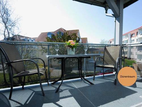 Ban công/sân hiên tại Ostsee-Traumferienwohnungen Villa Anika