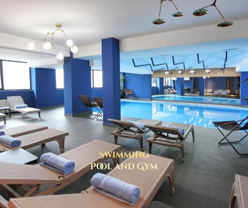 L.M Club Hotel