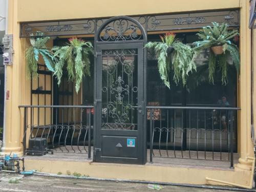 Το κτήριο όπου στεγάζεται  η παραθεριστική κατοικία