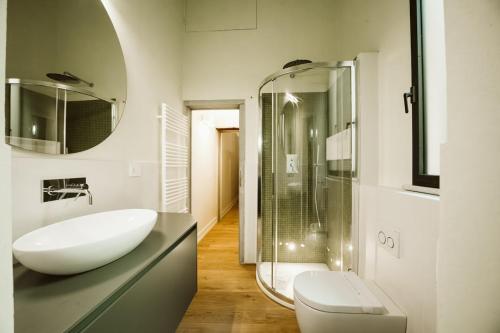 Elegant Oltrarno - 2 King bedroom - walk to Pitti