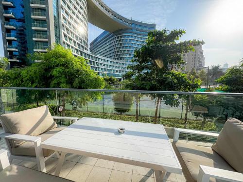 Exquisite 1BR Hidden Gem - Oceana Residences