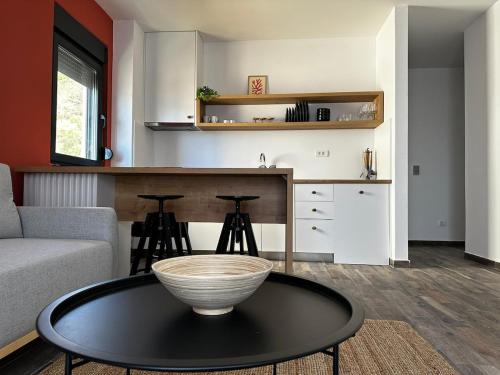 Φωτογραφία από το άλμπουμ του Azure Horizons - Seaside Retreat with Sea View σε Kumbor