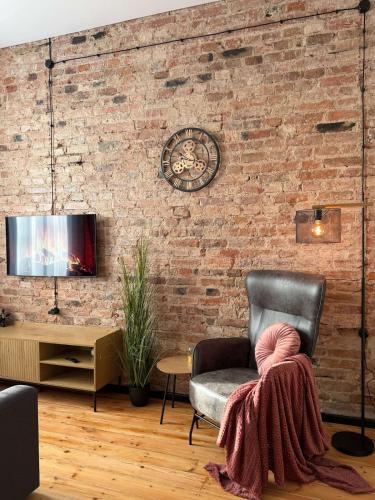 Μια τηλεόραση ή/και κέντρο ψυχαγωγίας στο Urban Loft Studio 33