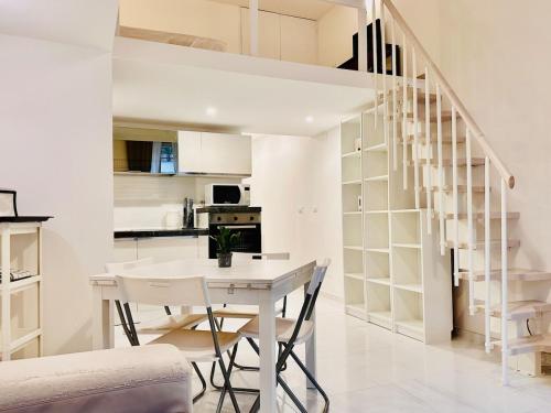 Porta Romana-Center Milan-A modern house of design