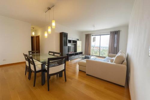Nilia| Sea View Apartment|2 Bedrooms|Free Parking