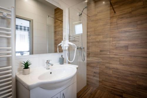 Phòng tắm tại Harcsás Fenyves 2