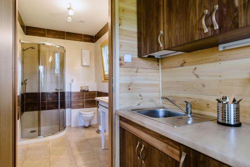 Ένα μπάνιο στο Wiartel Osrodek Wypoczynkowy