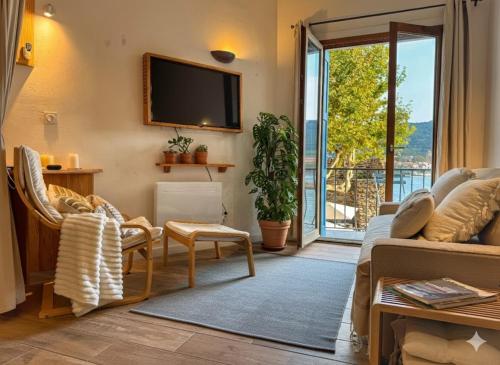 Posezení v ubytování Petit Paradis , Le charme de la vieille ville face à la mer