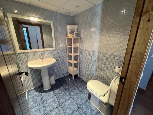 Ένα μπάνιο στο La Casita Azul