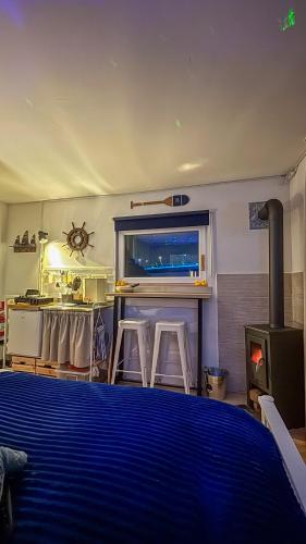 Χώρος καθιστικού στο Oh, Mon Bateau! No running water, bez tekuce vode