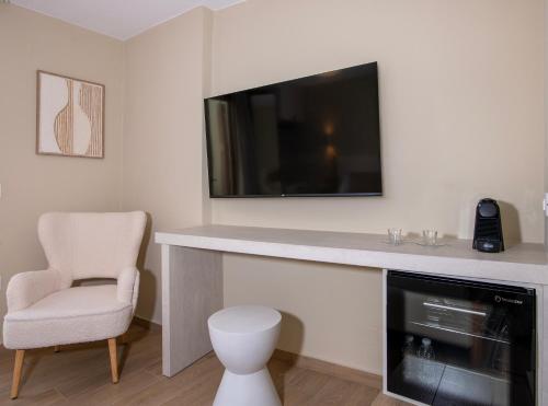 BŌW 2nd Floor Luxury Apt -Heart of Chania Old Town