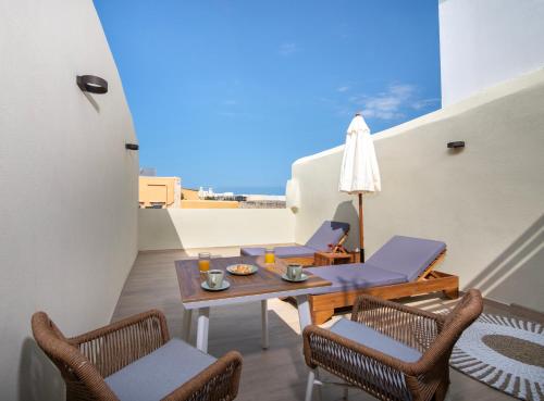 BŌW 2nd Floor Luxury Apt -Heart of Chania Old Town