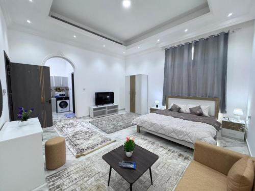 Spacious studio 30 min from yas and airport