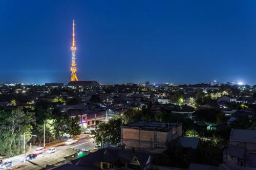 Nespecifikovaný výhled na destinaci Yunusobod nebo výhled na město při pohledu z apartmánu