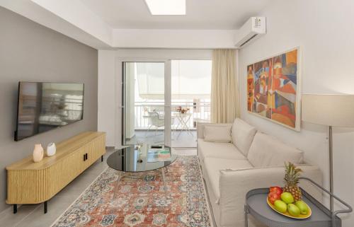 Neos Kosmos Apartment with Access to Acropolis View Rooftop