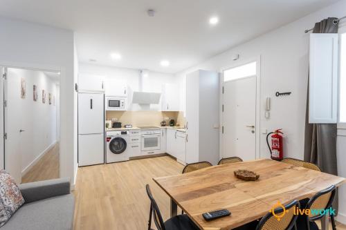 Cádiz Living by LiveWork