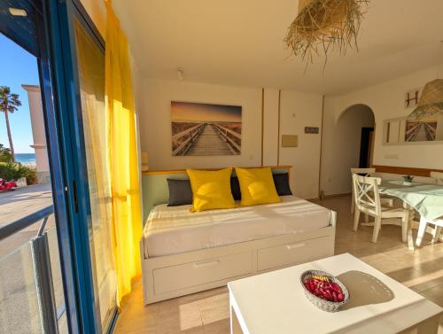 Livingtarifa La Isla