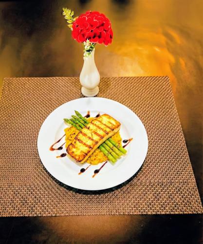 Mâncare la sau în apropiere de acest hotel