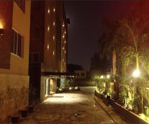 Здание апартаментов/квартиры