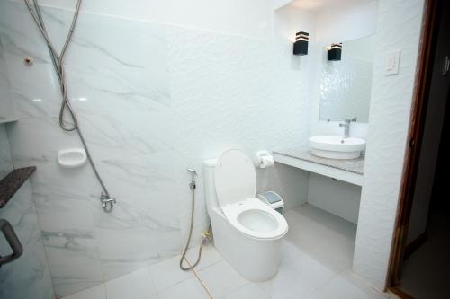 Ένα μπάνιο στο RGE Hotel